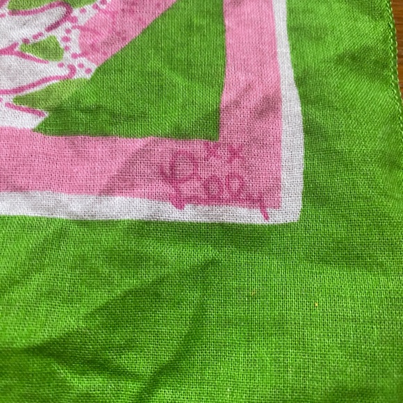 ๐ Lily Pulitzer Ford Breast Cancer Awareness Scarf ๐ - Picture 3 of 3